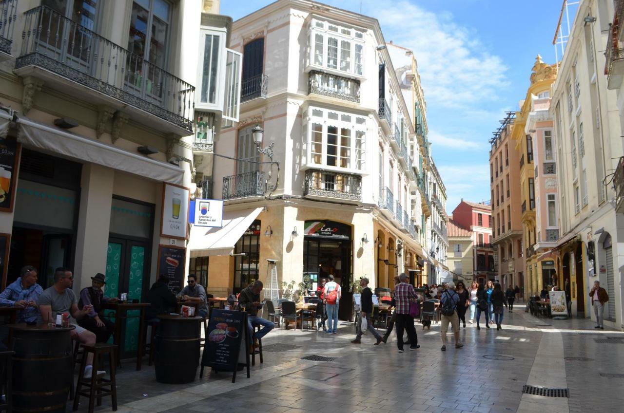 Homely Malaga Plaza Montano Bagian luar foto