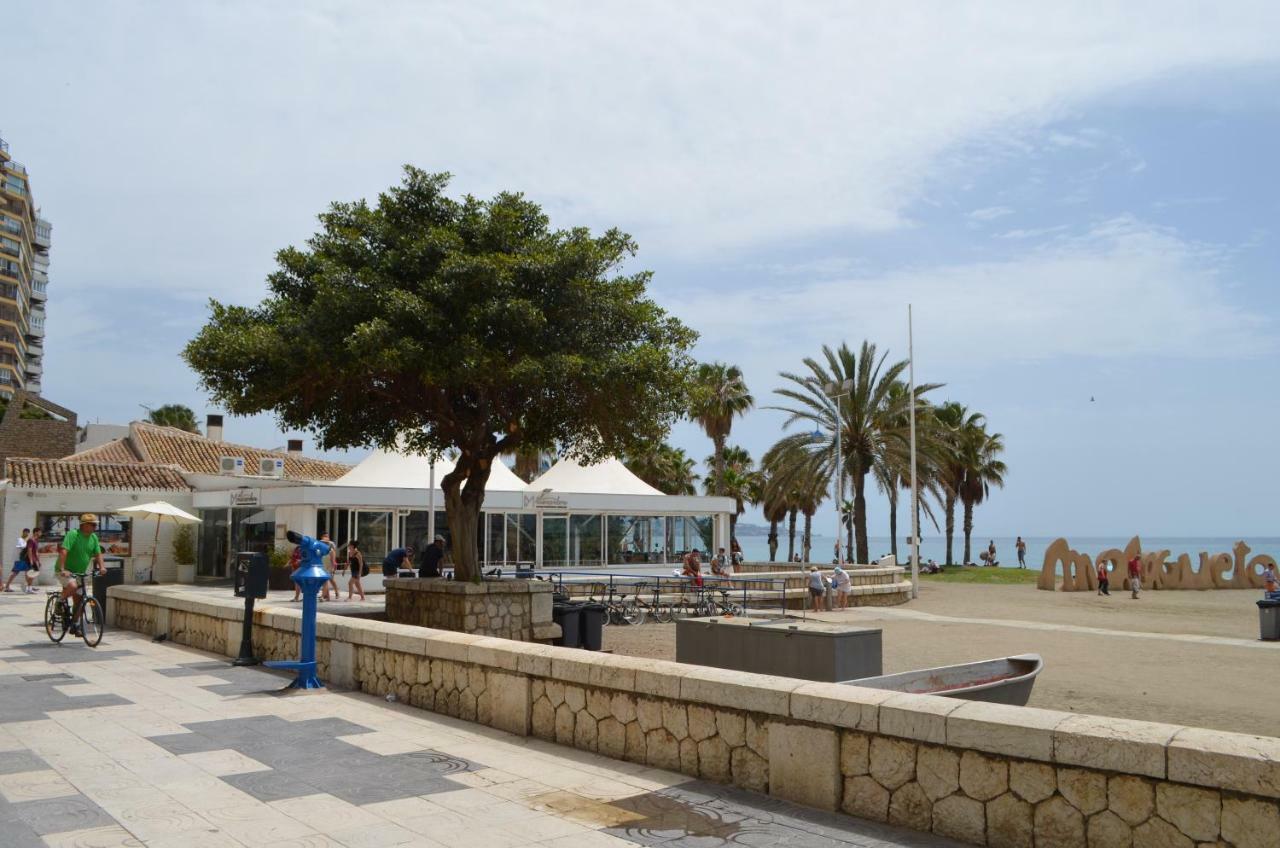Homely Malaga Plaza Montano Bagian luar foto