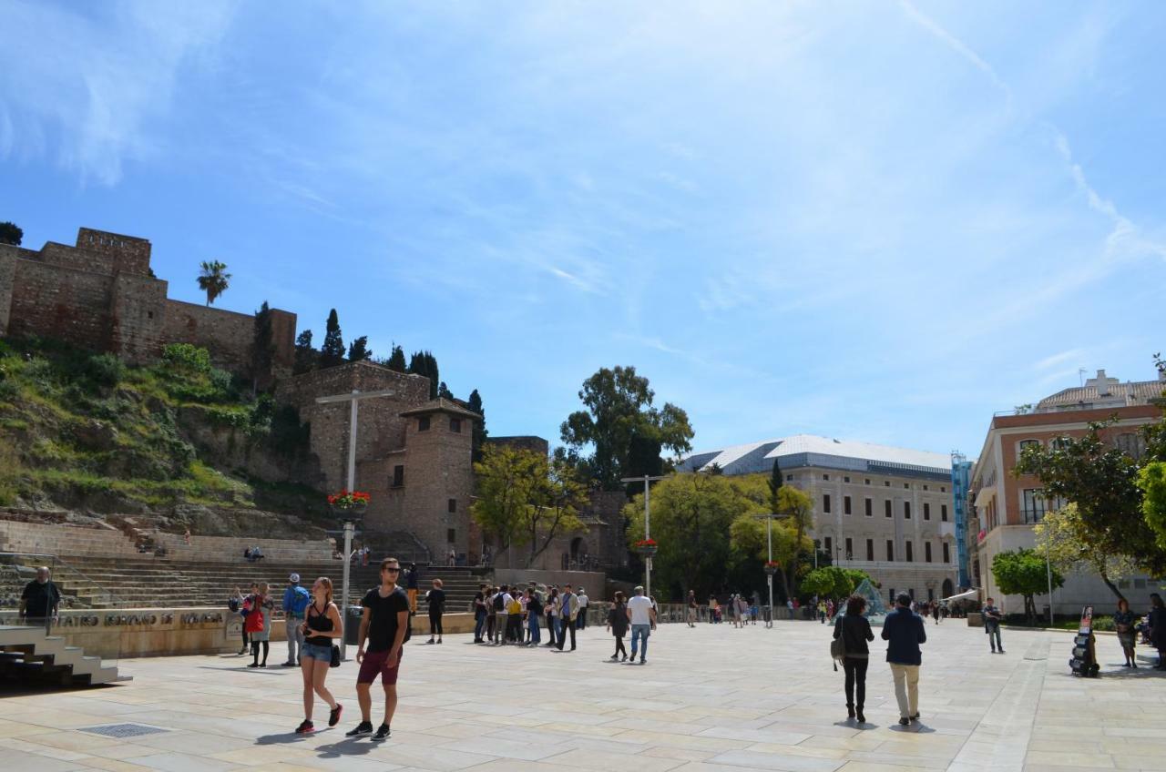 Homely Malaga Plaza Montano Bagian luar foto